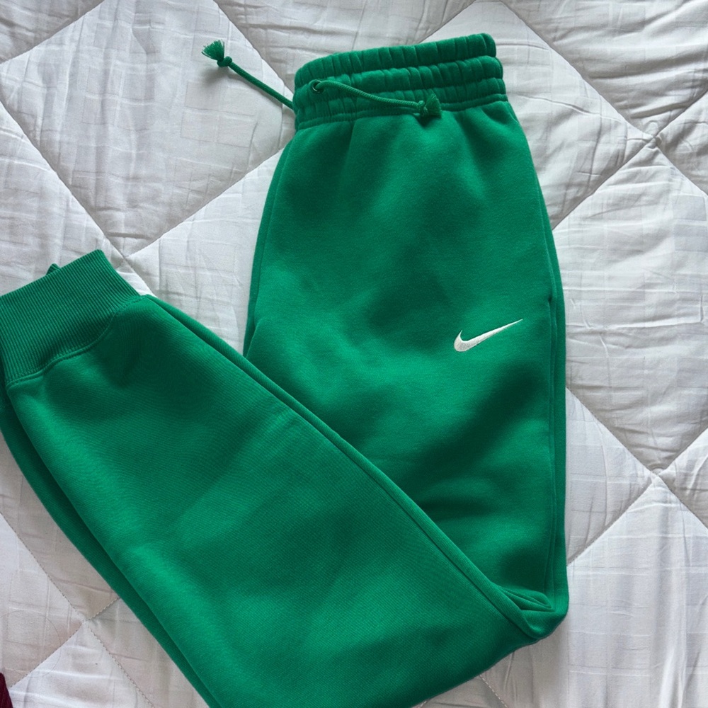 Nike Joggers